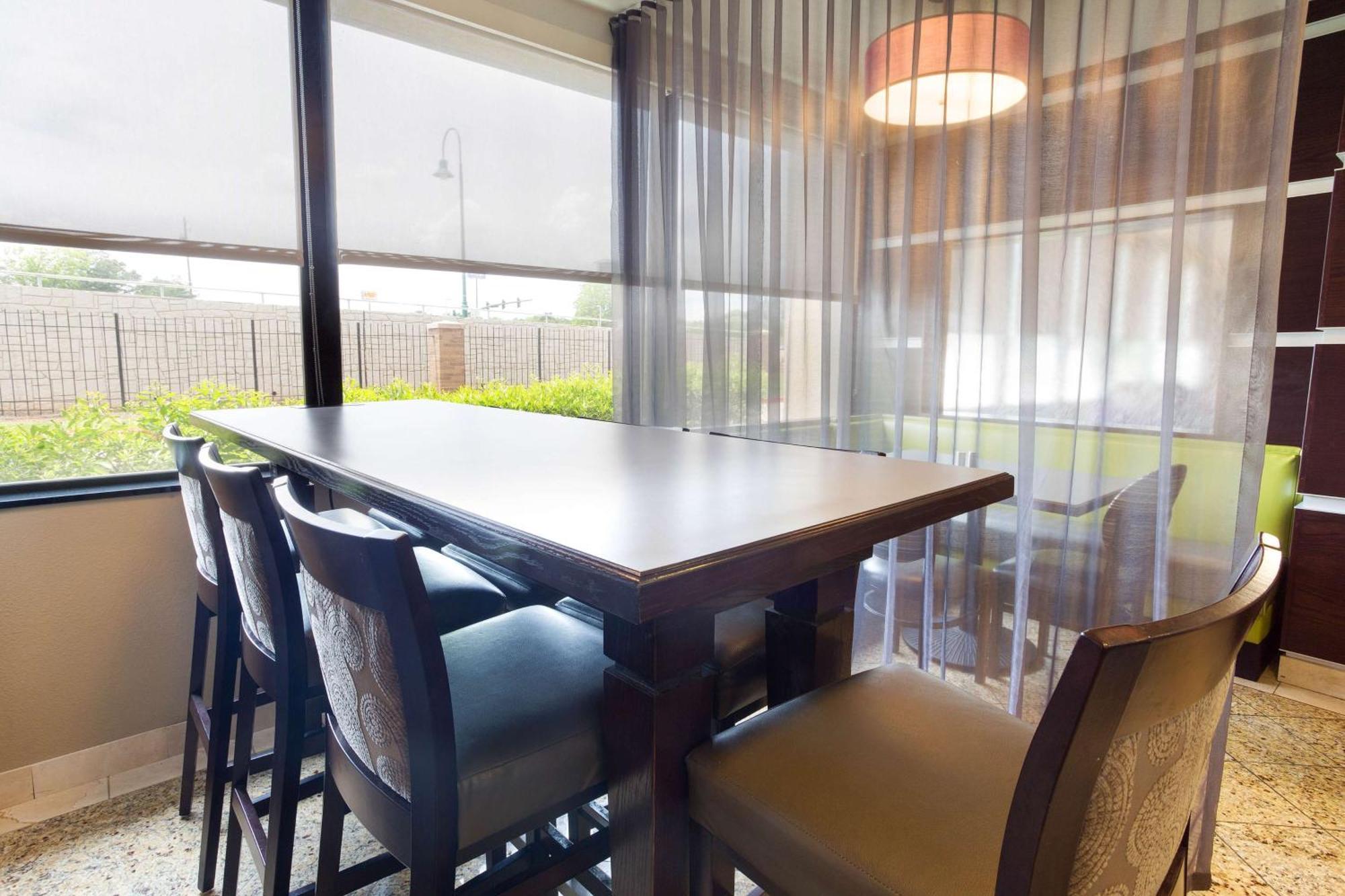 Drury Inn & Suites Atlanta มอร์โรว์ ภายนอก รูปภาพ